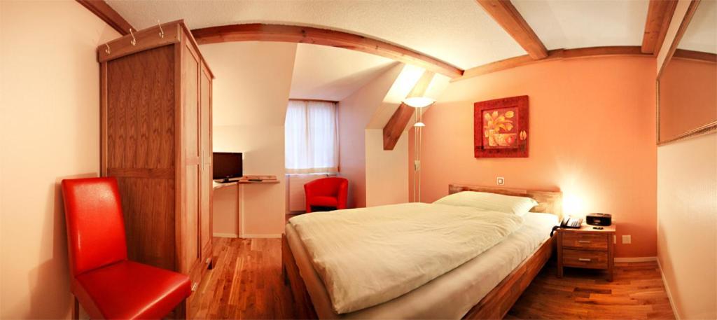 Hotel Hirschen Langnau im Emmental Exterior photo